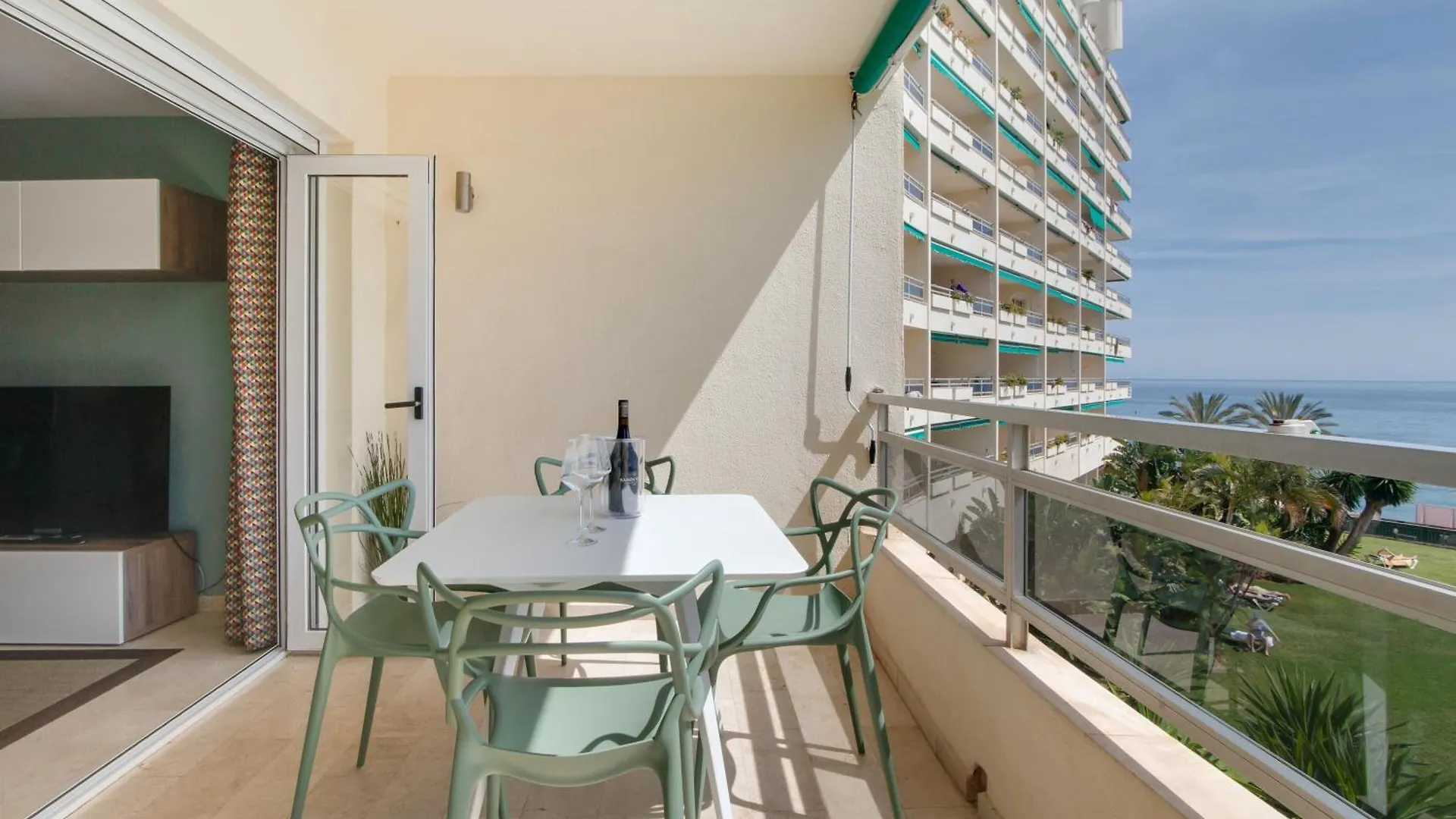 Front Line Beach Apartment 2 Bedr Marbella Spain